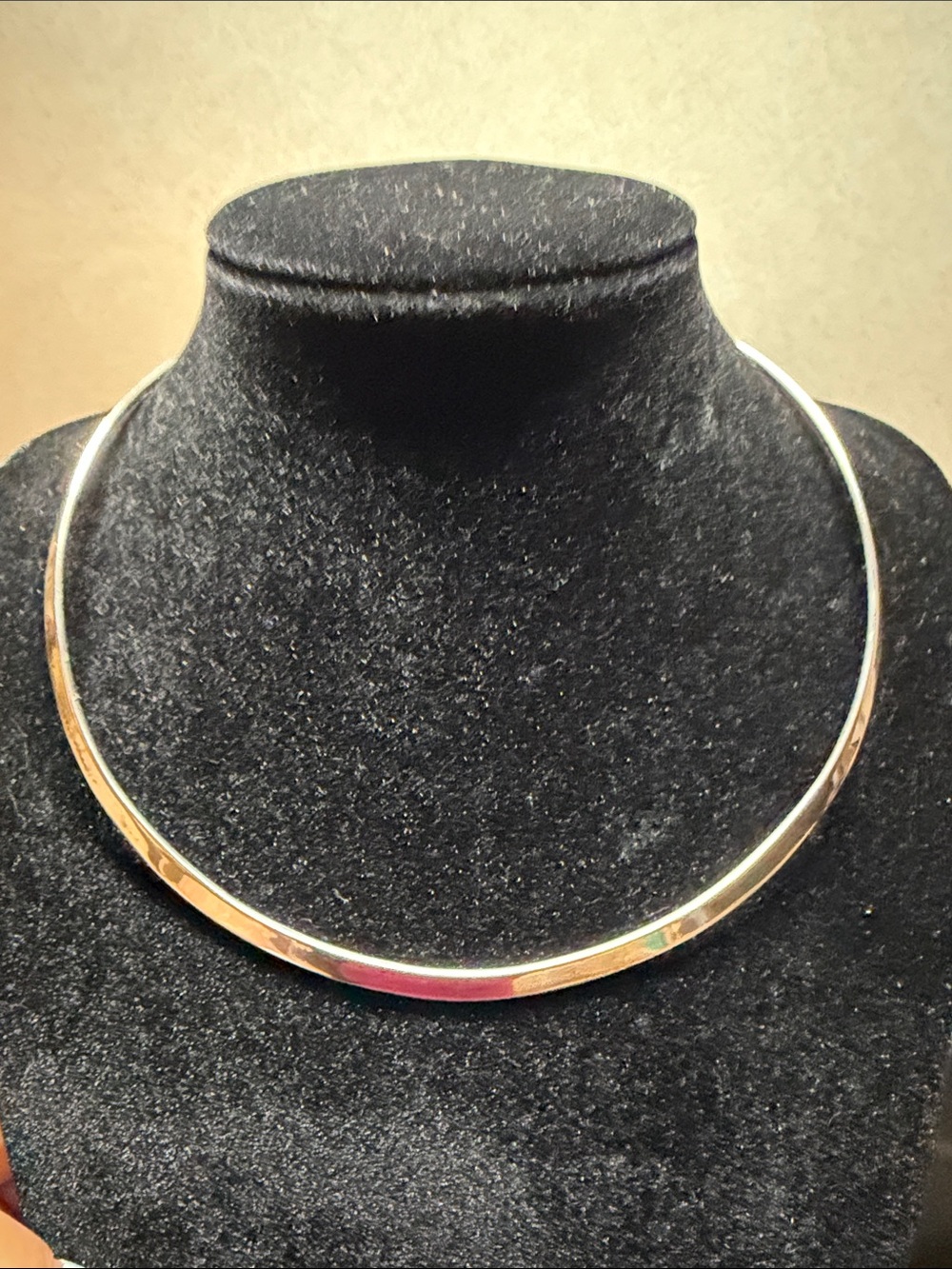 Classic Silver Collar Necklace - Sleek Women’s Choker